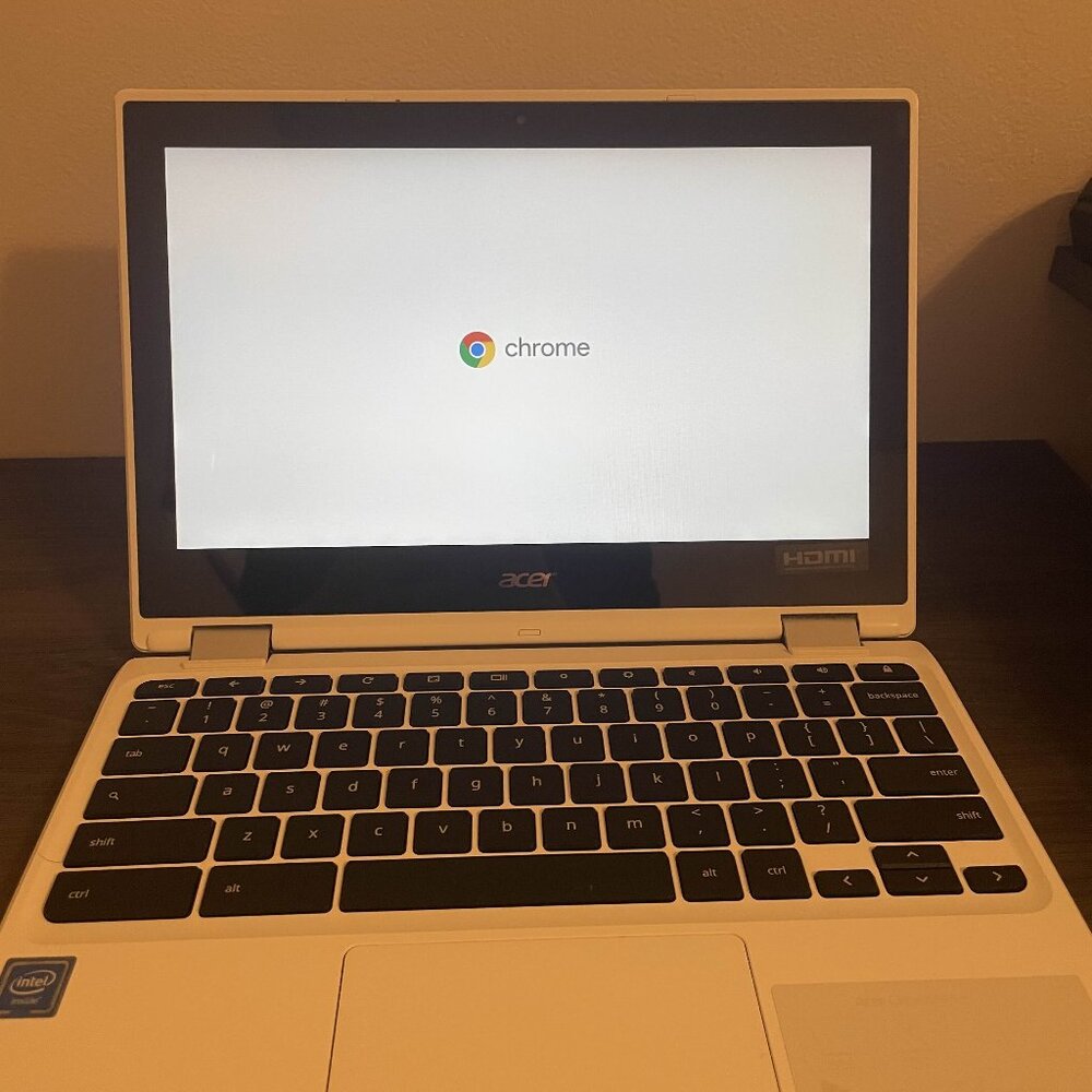 Google Chromebook Laptop (Like New)